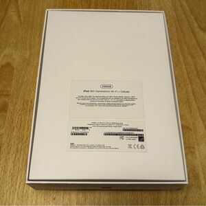 Ipad 9th Generation Apple Silver Tablet EMPTY BOX only for‎ Storage